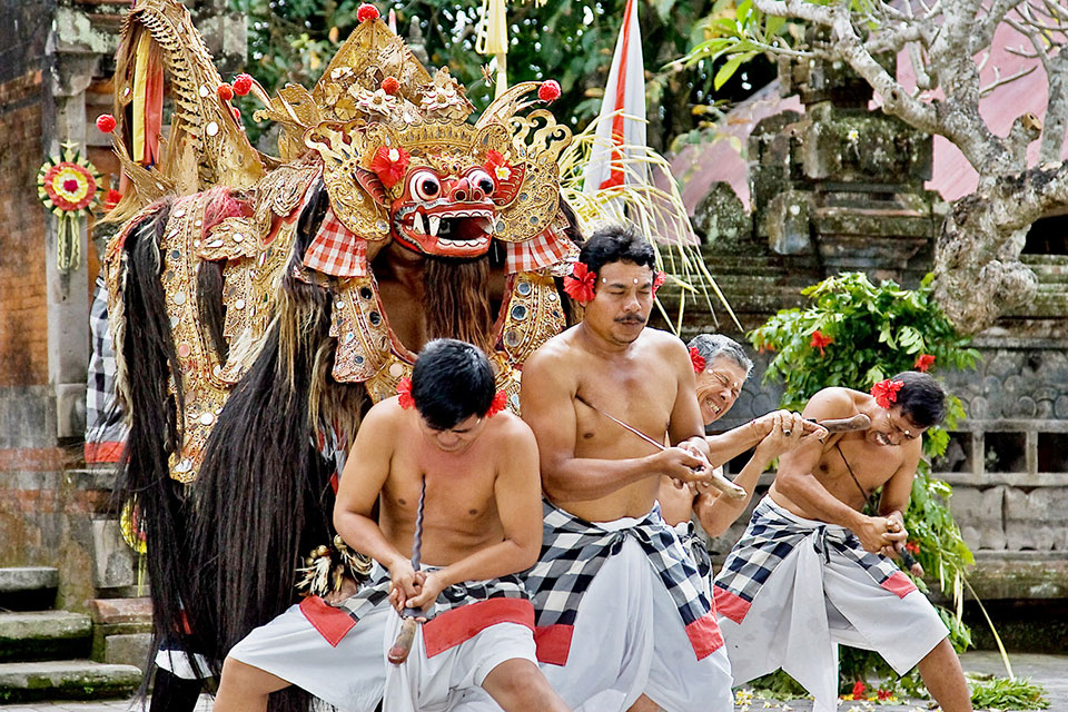 Barong Dance & Volcano Tour